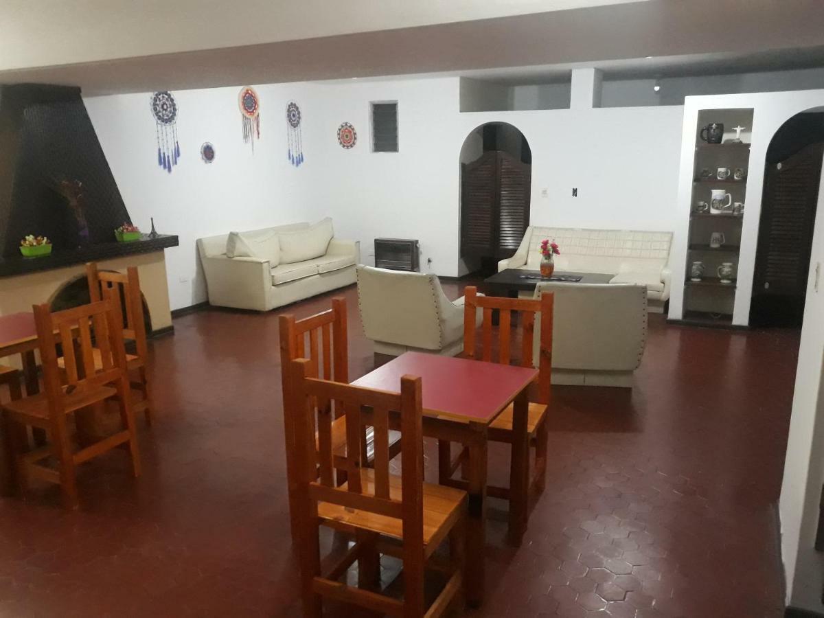 Tu Hostel San Miguel de Tucumán Esterno foto